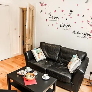 Apartment Chic & Bright Flat Near Holyrood Park United Kingdom